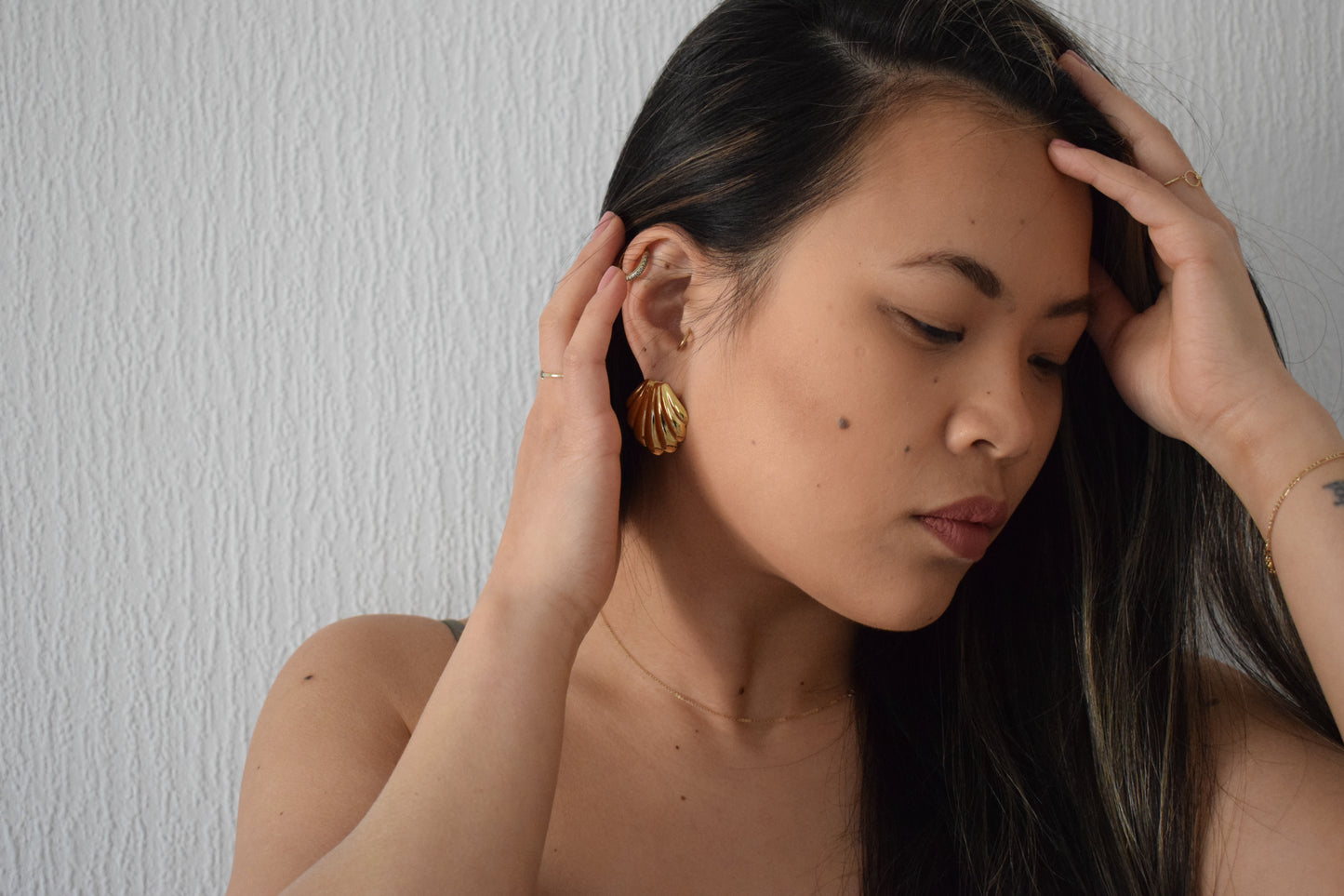 Livaxx Shell Earrings Gold