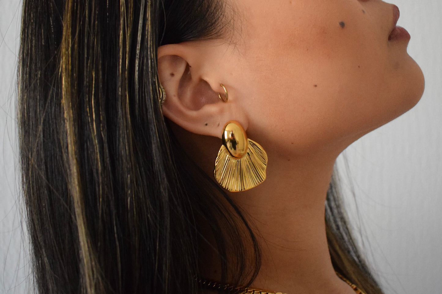 Livaxx Leaf Earring Gold